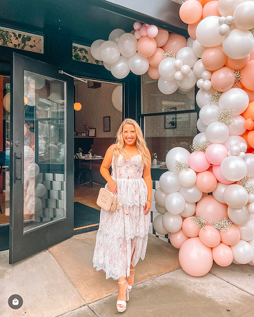 Deluxe Balloon Garland