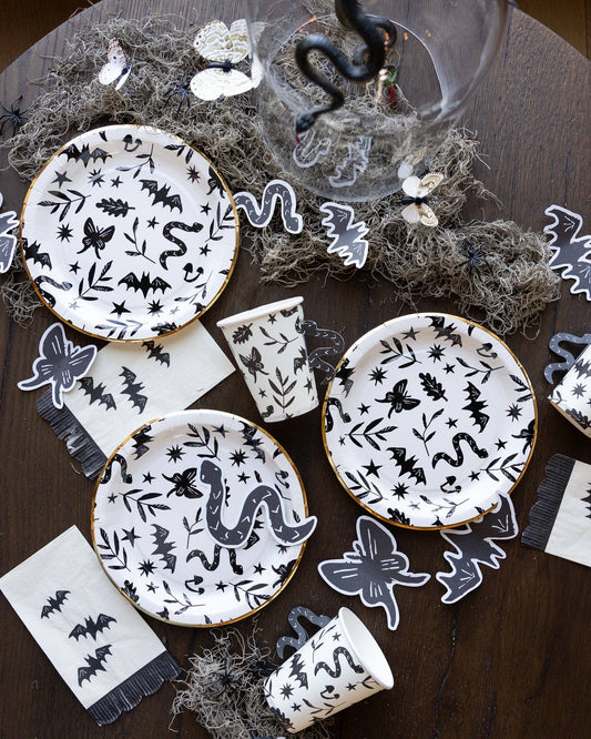 SPK1139 - Bats Fringe Scallop Dinner Napkin