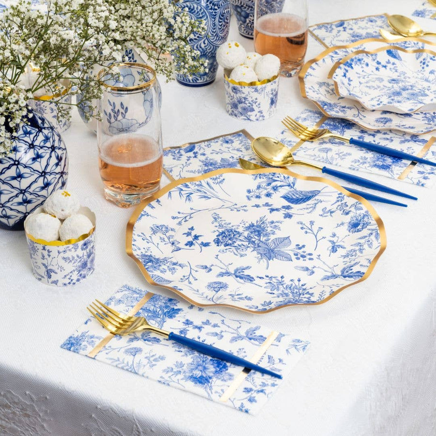 Timeless Wavy Paper Salad Plate/8pk