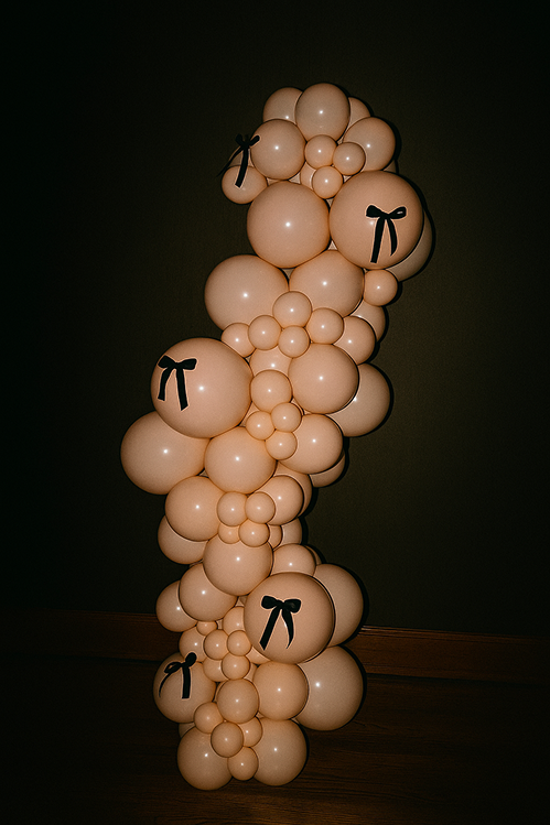 Classic Bow Balloon Tower