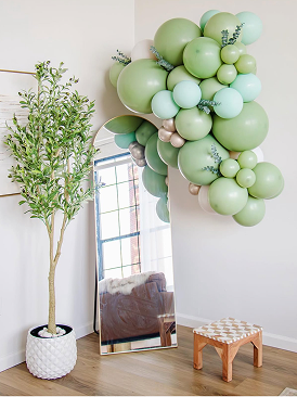Custom Balloon Poof