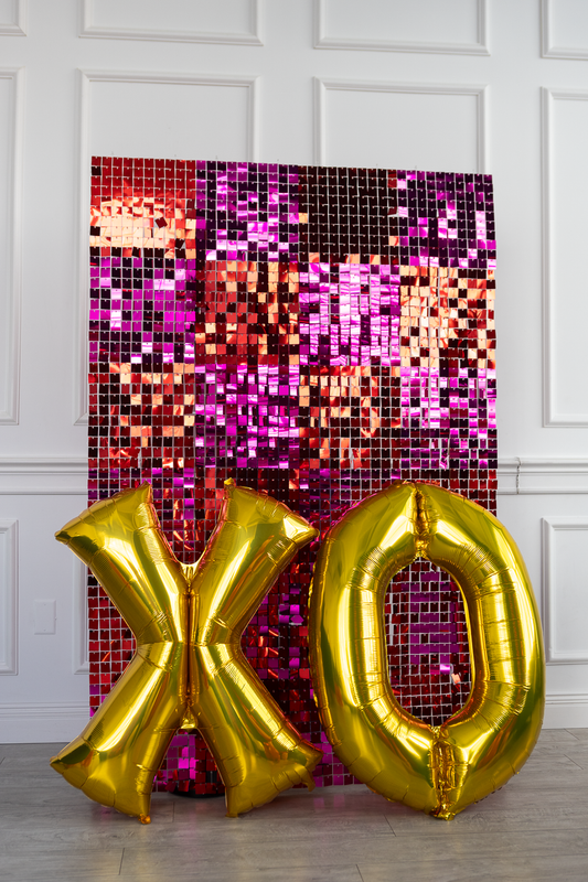 XO Shimmer Wall