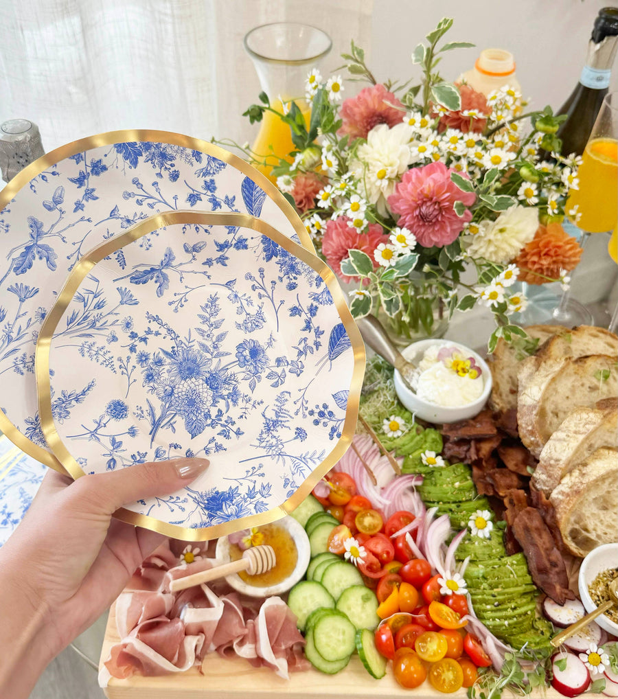 Timeless Wavy Paper Salad Plate/8pk
